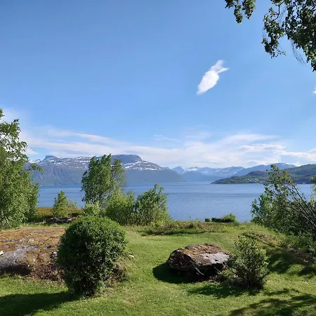 Large House With Fjord View On Andorja * Ibestad