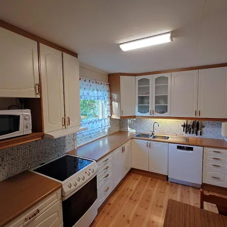 בית נופש Large House With Fjord View On Andorja Ibestad