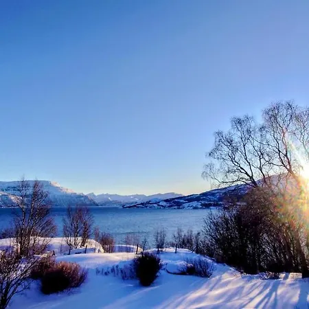 בית נופש Large House With Fjord View On Andorja